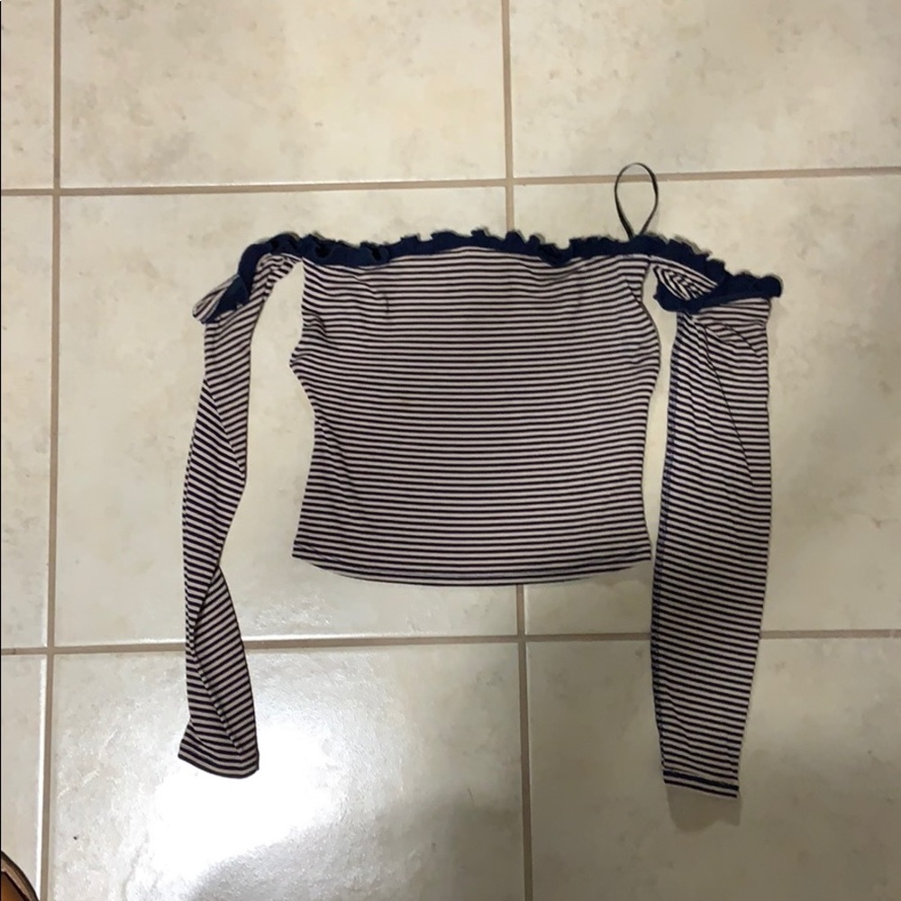FOREVER 21 CROP TOP
